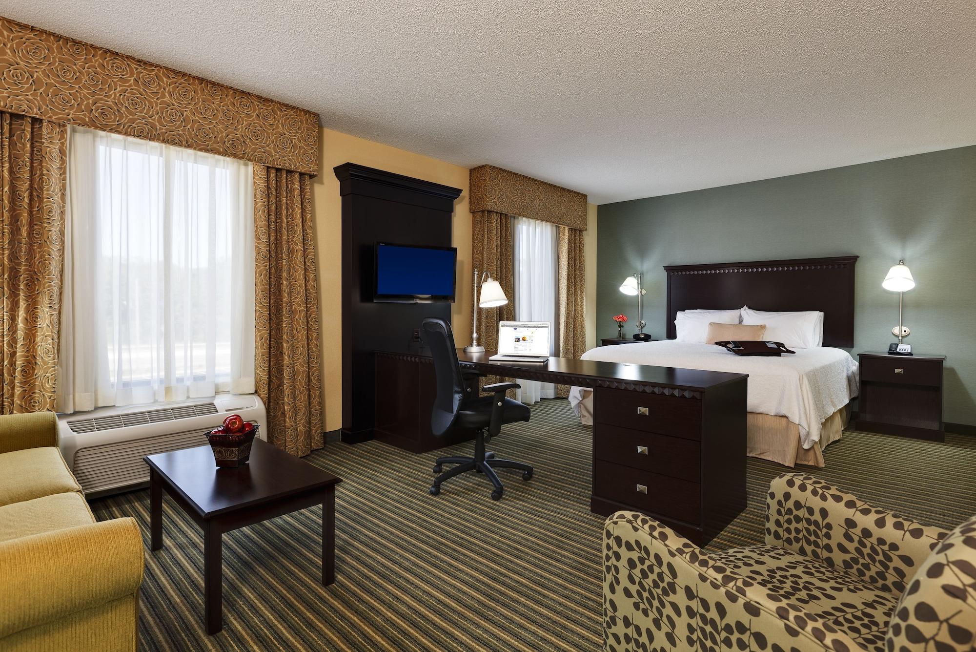 Hampton Inn & Suites Mahwah Room photo